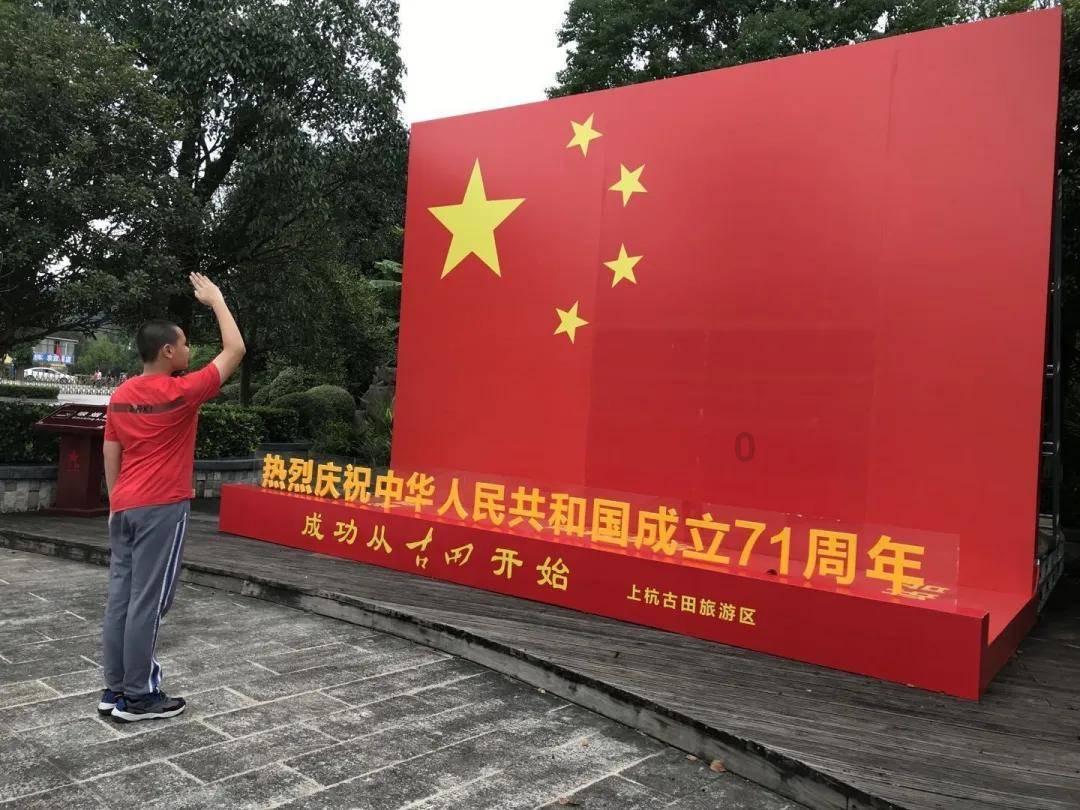 win10专业版英文游戏画面