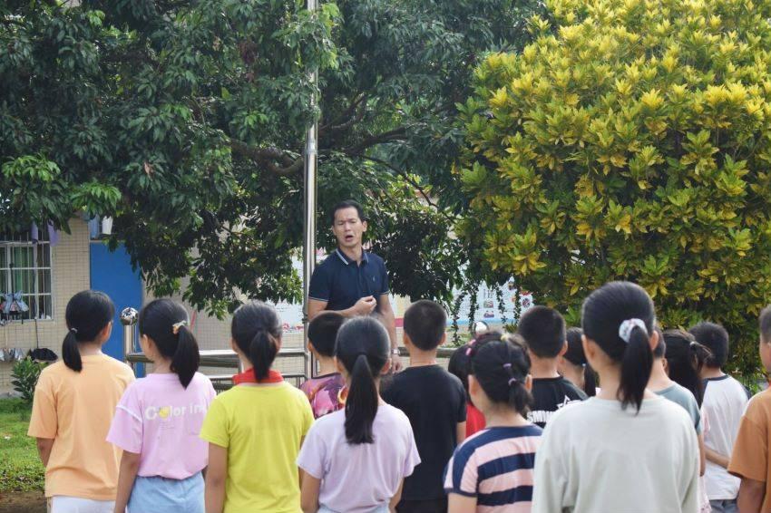 沧州一地招聘教师！最高发放70万元购房补贴，你会选择当教师吗？游戏画面