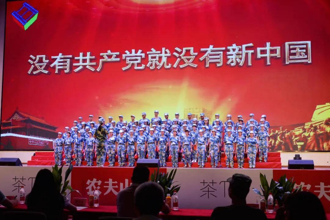 时尚的模特们