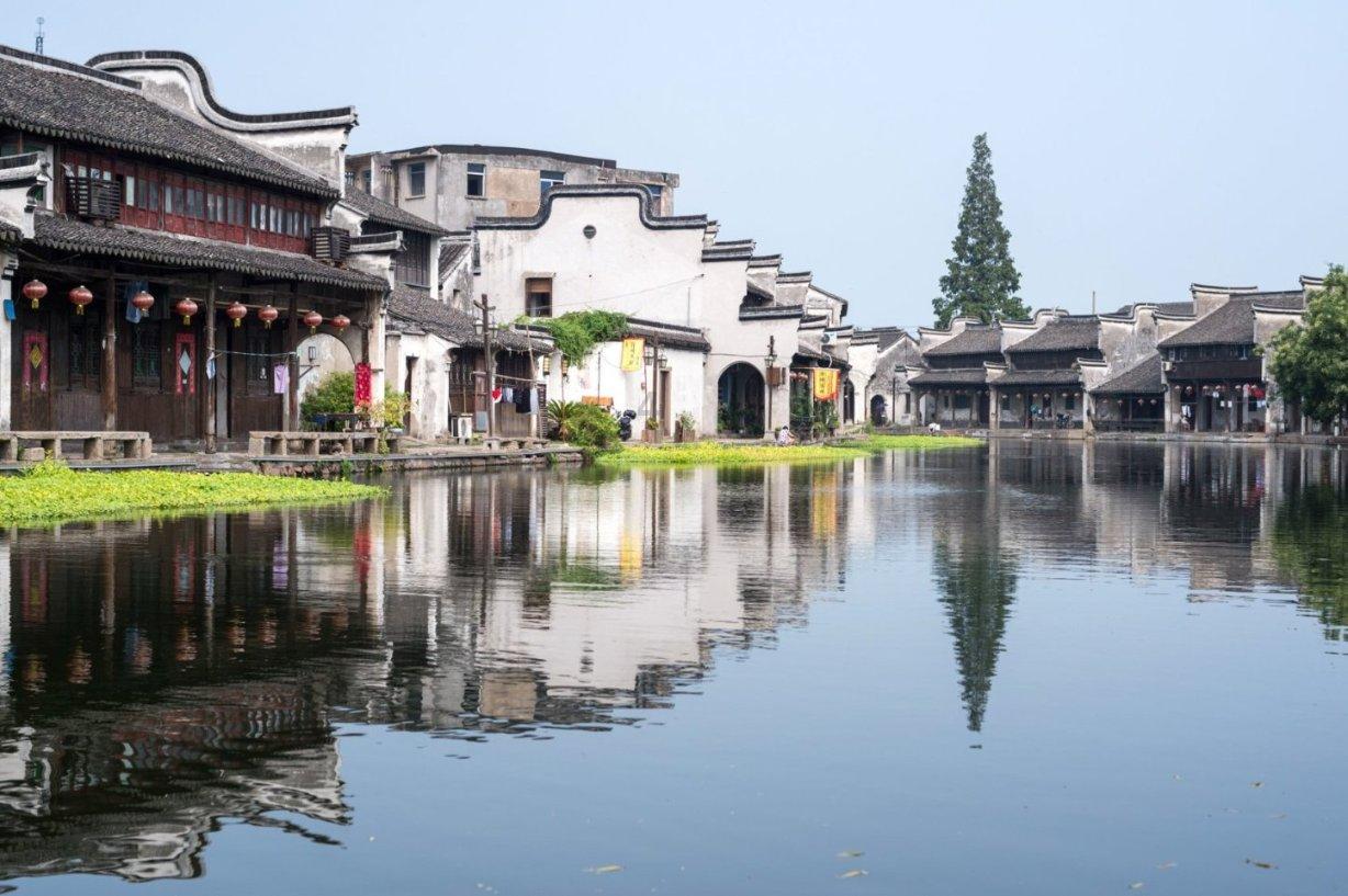 挺进地牢